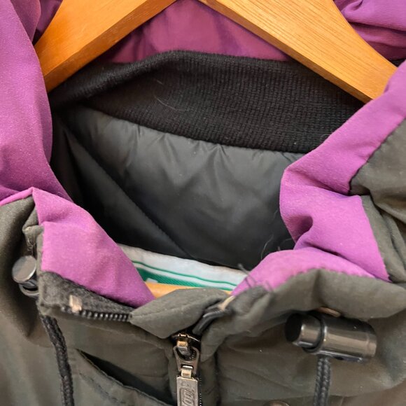 Vintage '90s Women's One-pc Ski-Doo Snow Suit, Black, Size M - Picture 6 of 7